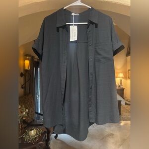 Apraw Black Short Sleeve Button-Up Shirt